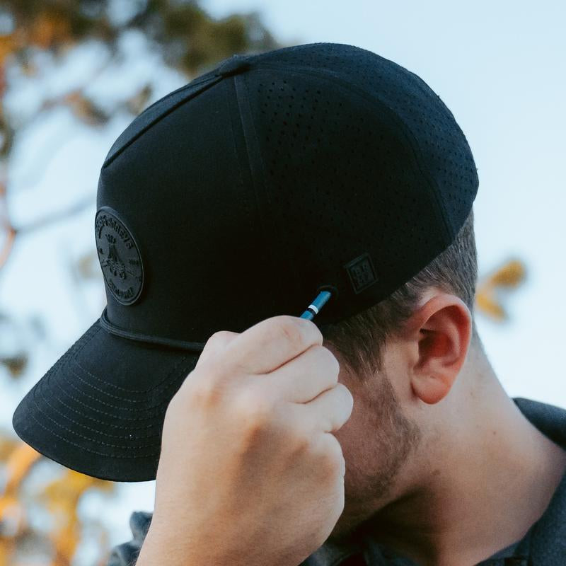 Beers & Bogeys Performance Golf Cap – Ultra-Breathable, Waterproof, and Sweat-Resistant Golf Hat for Maximum Comfort and Style, Includes Magnetic Tee Holder and 70Mm & 83Mm Ball Markers – Classic White Edition for Golfers.